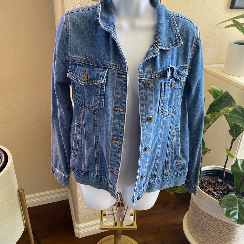 Fovever 21 Womens Jean Jacket